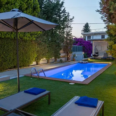 빌라 Luxury Hestia Grey With Private Pool